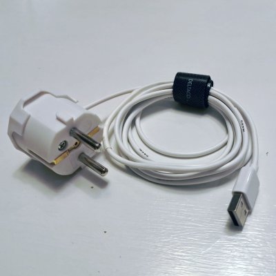  Ground plug - USB